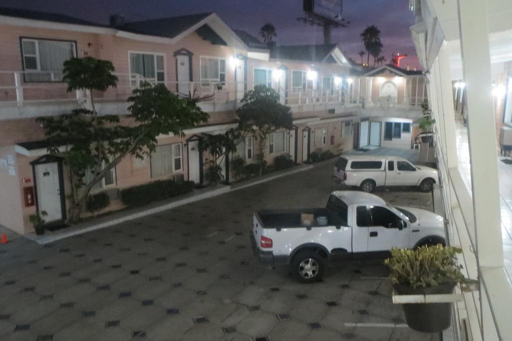 Hotel Villa Fontana Inn Ensenada Kültér fotó